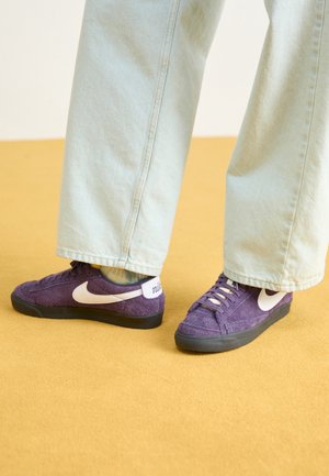 Sneakersy niskie