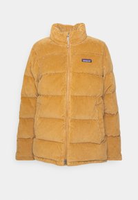 Seleccionado, nest brown