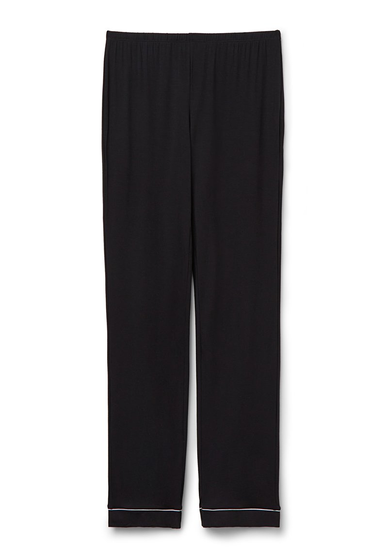 Pantaloni del pigiama, il trend social che arriva dagli USA