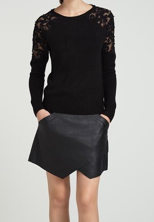 Sweter