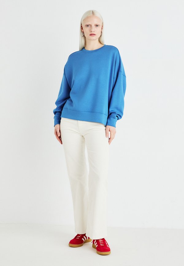 DALVINA IMA Q - Sweatshirt3