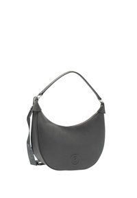 Šedá kožená kabelka s zakřiveným tvarem, nastavitelným popruhem a vyraženým logem. Strukturální povrch s jemným leskem a čistými liniemi.