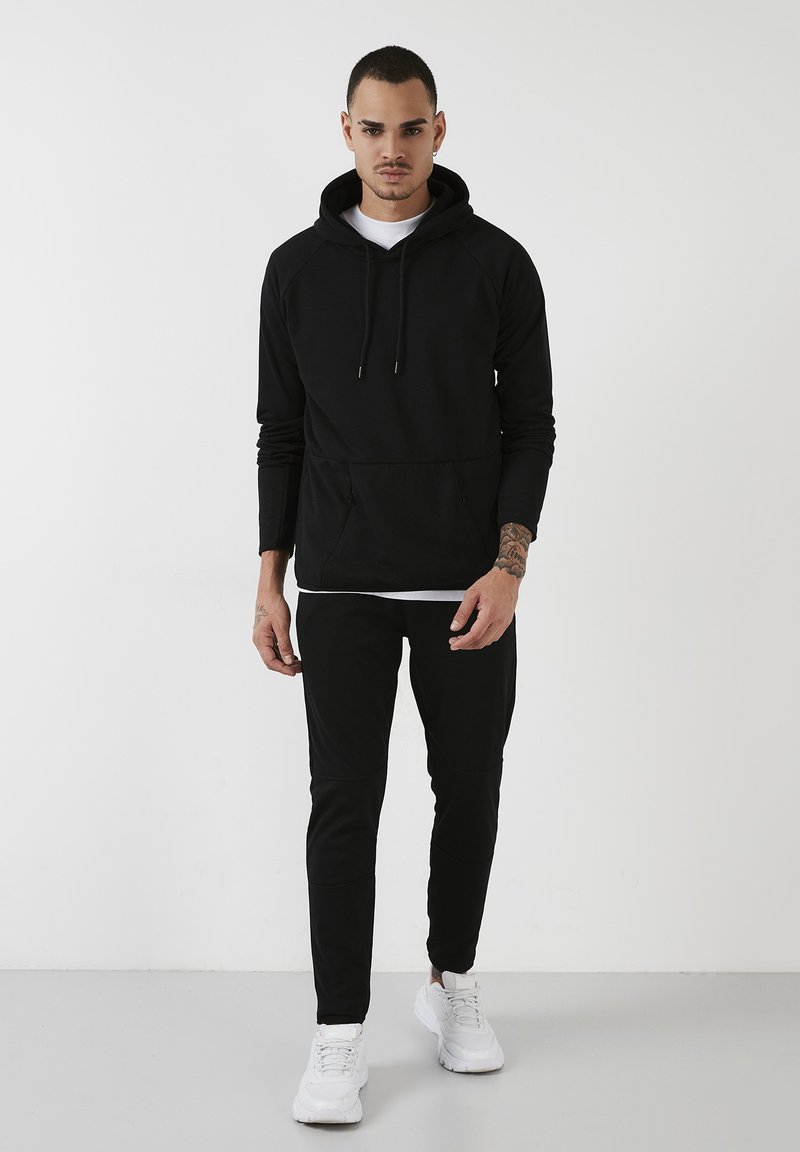 Herren Trainingsanzüge | Buratti Trainingsanzug black/schwarz - OE10249 Herren Trainingsanzüge | Buratti Trainingsanzug black/schwarz - OE10249