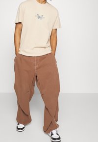 YOURTURN T-shirt imprimé - tan