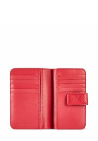 Czerwony skórzany portfel wewnętrzny z sześcioma slotami na karty, gładką fakturą i teksturowanym akcentem na zapięciu. Wytłoczone szczegóły "Skóra naturalna".