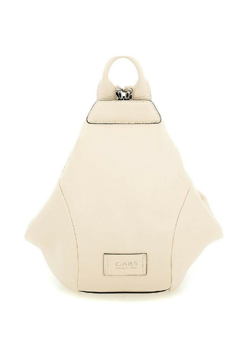 Zaino in pelle beige con una forma strutturata, manico superiore e bordi neri. Presenta una cerniera argentata e un'etichetta con il marchio nella parte inferiore.
