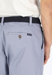 Seaside CHINO SHORTS - Shorts - sea blue