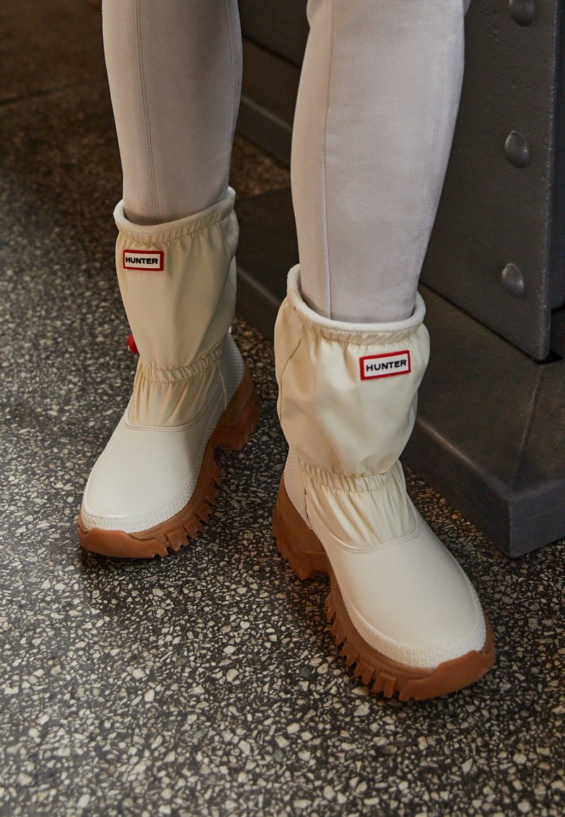 hunter vegan winter boots
