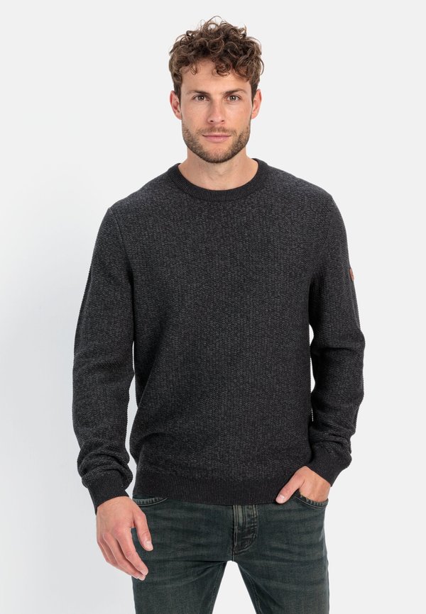 AUS EINEM - Strickpullover