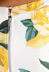 Dorothy Perkins Sukienka etui