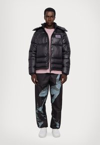 EA7 Emporio Armani GIUBBOTTO - Zimska jakna - black