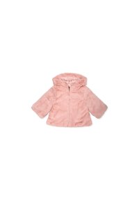 Chaqueta de piel sintética en suave tono de rosa, con capucha, mangas largas y zipper frontal. El interior está acolchado para mayor comodidad y calidez.