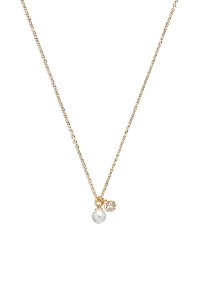 Collier en or avec un pendentif en perle blanche et une petite pierre scintillante. La chaîne a un design délicat, avec des maillons.