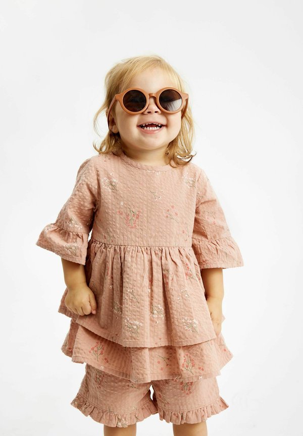 Shorts - adobe rose aop