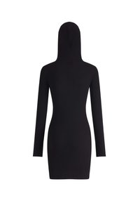 Schwarzes, geripptes Strickkleid mit langen Ärmeln und taillierter Silhouette, das einen hohen Kragen und eine Kapuze hat. Glatte Textur.