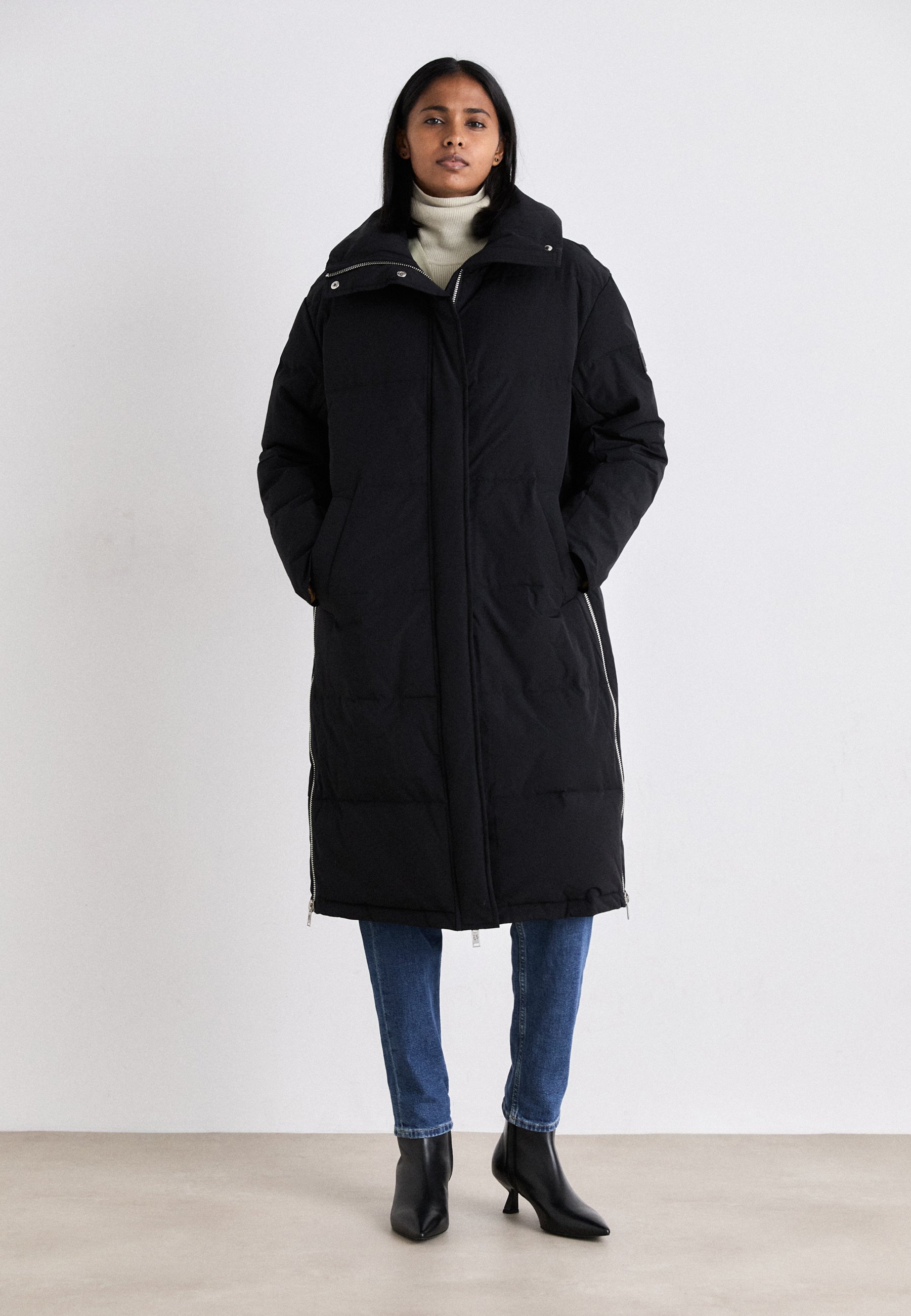 Doudoune Blanche Maje Taille 40 Pour Femme - Intérieur Noir, Polyester, Neuve Avec étiquettes