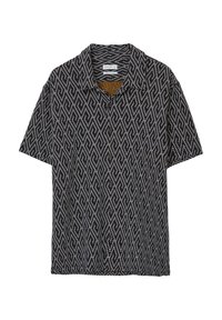 Camicia a maniche corte con un motivo a rombi bianco e nero, chiusura a bottoni e colletto a punta. Il tessuto presenta una finitura testurizzata.