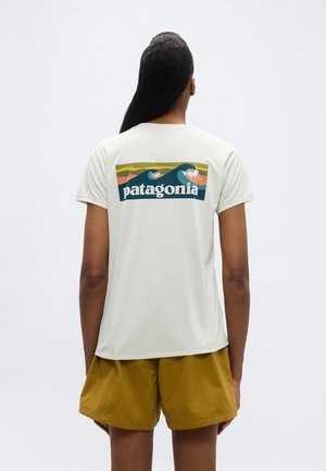 DAILY BOARDSHORT LOGO - Tričko s potlačou - dyno white