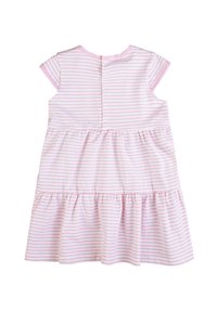 Abito a righe in cotone rosa chiaro e bianco, con maniche a cappuccio, vita arricciata e chiusura con bottone sul retro.