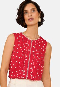 Unselected, red