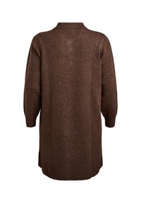 Brązowy sweter z dzianiny z kołnierzem, długimi rękawami i luźnym krojem. Tekstura wydaje się miękka i przytulna z delikatnym melanżowym wzorem.