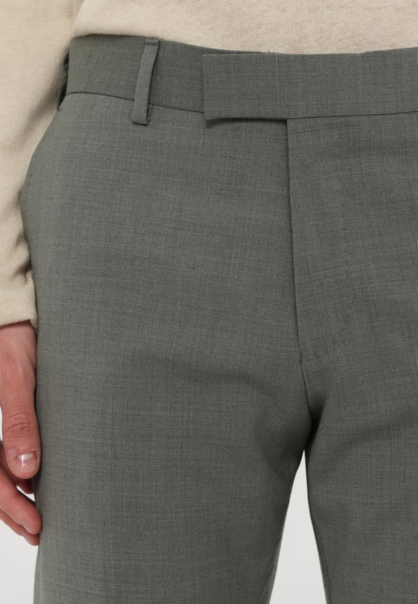 JUSTIN - Suit - shadow3