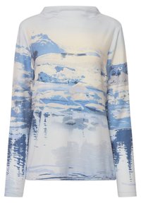 T-shirt à manches longues en tissu doux, présentant un impression de paysage abstrait bleu et blanc, avec un col montant et une coupe décontractée.