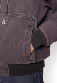 HUF BOULDER WORK JACKET UNISEX - Farkkutakki - raisin