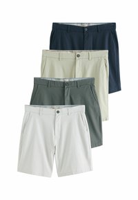 Fire par shorts i marineblå, olivengrøn, lyse beige og hvid. Lavet af glat stof med knaplukninger og forlommer.