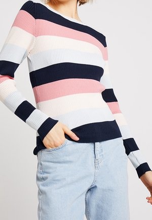 Maglione a righe lavorato a maglia con strisce orizzontali in blu navy, rosa pallido, crema e blu chiaro. Texture a costine e design aderente.
