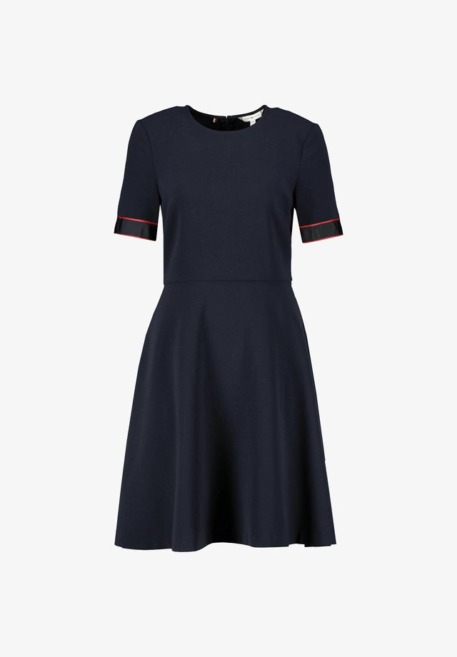 Tommy Hilfiger Kleider Online Entdecke Dein Neues Kleid Zalando