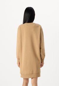 GANT SHIELD C NECK DRESS - Dnevna haljina - caramel beige