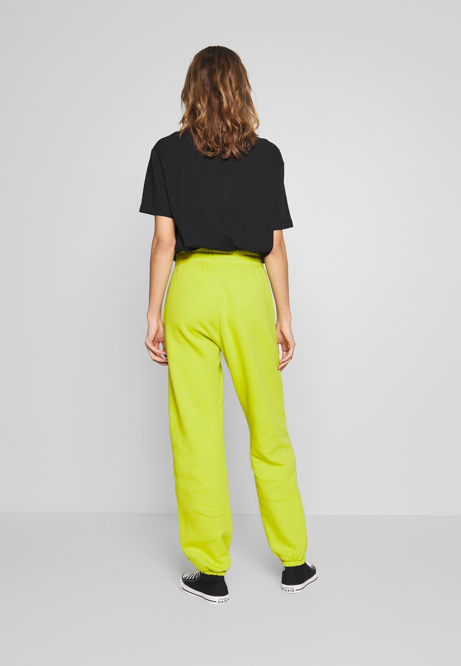 Nike Sportswear PANT - Pantaloni sportivi - bright cactus/(white)/verde fluo  - Zalando.it