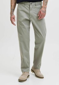 Jack & Jones JPSTKANE BARRET - Pantalones - mulled basil