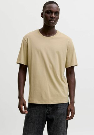 Jack & Jones, JJEORGANIC BASIC TEE SS O-NECK NOOS - Lihtne T-särk - fields of rye