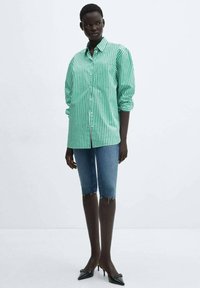 Mango Overhemdblouse - green