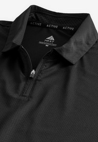 Next REGULAR FIT czarny