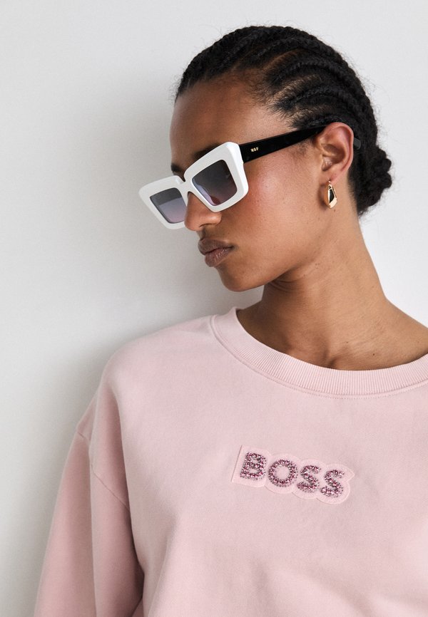 ELAY STONEBADGE - Sweatshirt2