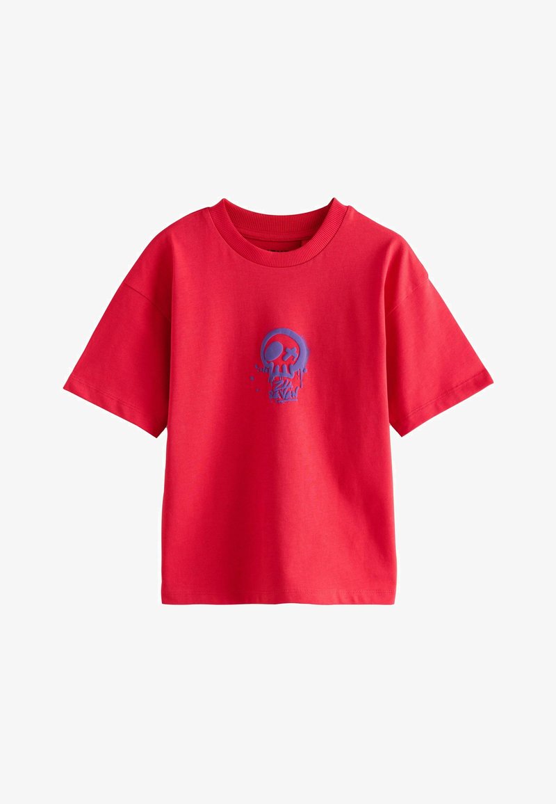 Tricou roșu din bumbac, cu un grafic albastru ce reprezintă un craniu și un design circular pe față. Mâneci scurte și guler rotund.