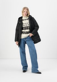 Vero Moda VMMILLIE TESSA COAT - Zimný kabát - black