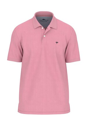 Lyserød polo-shirt lavet af premium bomuld med klassisk krave, tre-knap lukning og et broderet logo på venstre bryst.