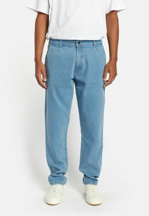 Laza szabású farmerek - light blue washed