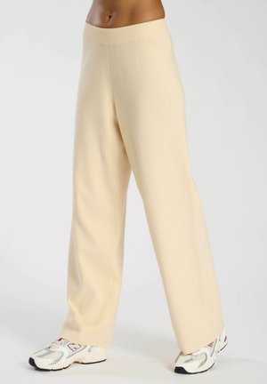 WIDE LEG - Träningsbyxor - cream