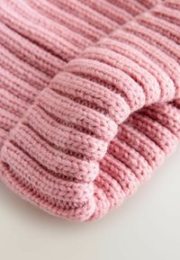 Unausgewählt, pink