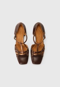 Chie Mihara XIZAN - Decolleté - brown