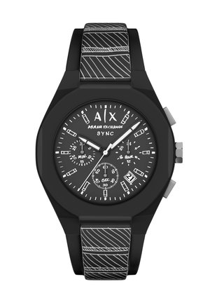 Schwarze Armani Exchange Armbanduhr mit weißen Markierungen, drei Unterzifferblättern, Datumsanzeige, silbernen Knöpfen und gemustertem schwarzen Armband.