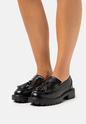 DeeZee, Chaussons - black