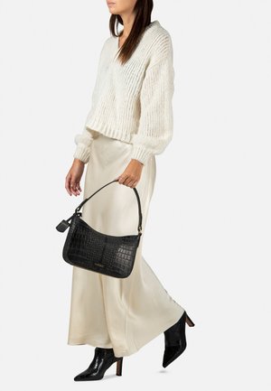 Burkely COOL COLBIE - Borsa a mano - black