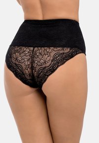 Zwarte hooggetailleerde panties van kant, met bloemenpatronen en een doorzichtige achterkant. Zachte textuur met een gladde tailleband.