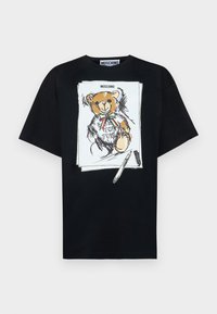 Unselected, fantasia nero